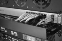 image de câbles d’un data center